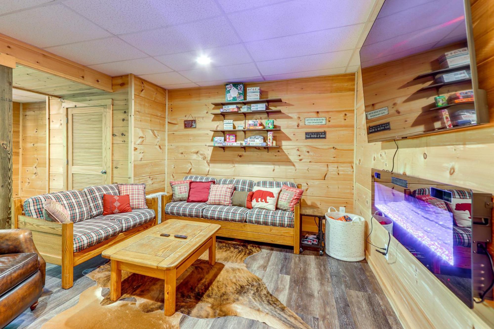 Lakeside Cabin Game Room, Dock, Orchard, Wineries Елліджей Екстер'єр фото